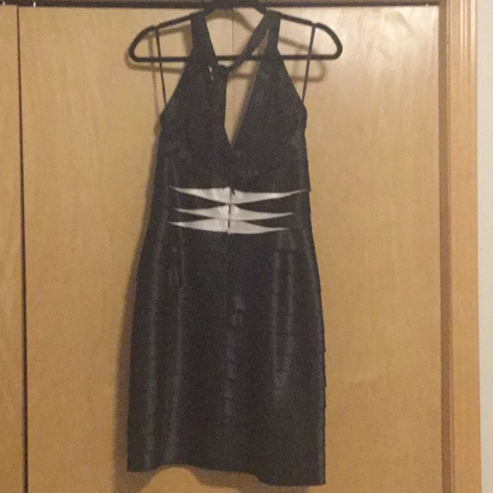 BCBGMAXAZRIA Dress, Sleeveless Satin Halter Tiered - Picture 7 of 10
